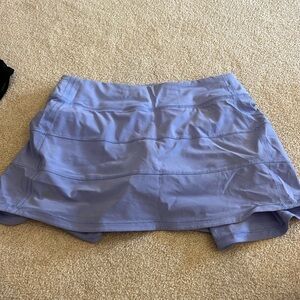 Purple lululemon skirt perfect condition